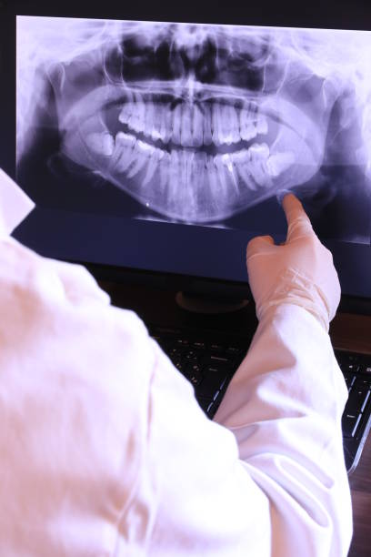 Best Weekend Emergency Dental Services in Nevada, MO